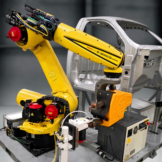 Robots, Robotic welding